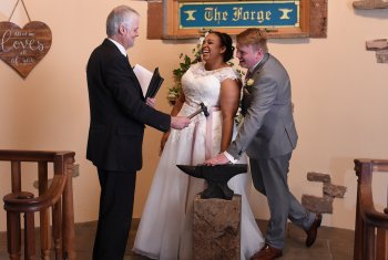 Why get Married at Gretna Green - 10 reasons to get Married at Gretna Green